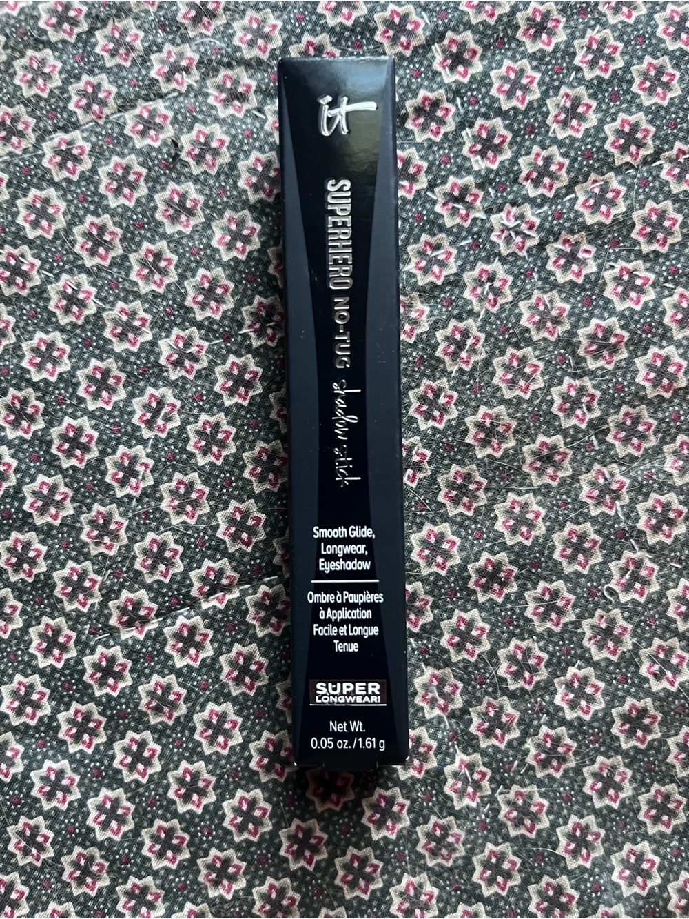 It cosmetics Black Superhero No-Tug Shadow Stick in Bare & Brave